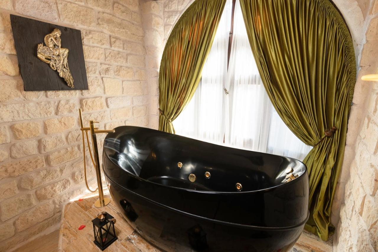 Elysion Cave Suites อูร์กุบ ภายนอก รูปภาพ