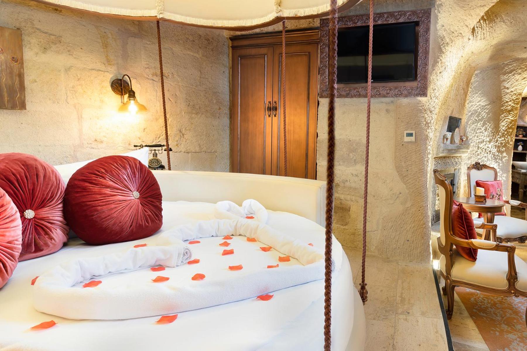 Elysion Cave Suites อูร์กุบ ภายนอก รูปภาพ